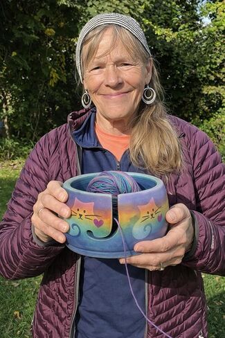 Kitty Cat Yarn Bowl by Award-Winning Artist Judith Stiles. HANDMADE in USA (Cape Cod). Pottery Knitting & Crochet, Handmade Durable Pottery. Gift for Knitters, Cat Lovers and Animal Lovers. in Saudi Arabia