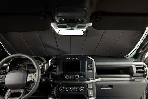 Covercraft American Flag UVS100 واقي شمسي أصلي مخصص للزجاج الأمامي لـ 2025-2026 Ram 1500 - فضي in Kuwait