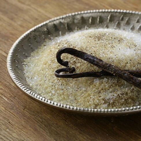 Warm Vanilla Sugar Fragrance Oil (64 oz Jug) for Candle Making, Soap Making, Tart Making, Room Sprays, Lotions, Car Fresheners, Slime, Bath Bombs, Warmers… in Kuwait