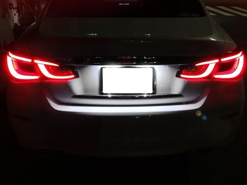 iJDMTOY OEM-Fit 18-SMD 3W مجموعة إضاءة لوحة ترخيص LED كاملة متوافقة مع Infiniti Q50 Q60 QX30 QX50، Nissan GT-R Maxima Leaf، إلخ in Kuwait