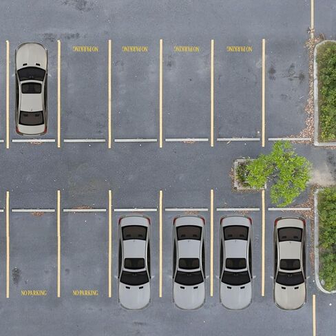 PEUTIER 2pcs No Parking Stencils, 6 Inch Letter Reusable Plastic No Parking Templates in Kuwait