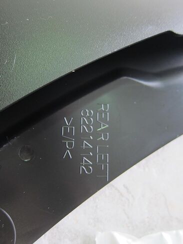 Mopar Dodge Challenger Splash Guards (DS&PS) (F&R) (4) OEM in Kuwait