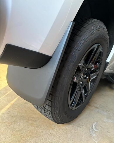 Mud Flaps for 2019-2026 Chevy Silverado 1500 Without Fender Flares (Not fit ZR2/ Custom Trail Boss) Front and Rear All Weather Mudflaps Splash Guards for Trucks in Kuwait