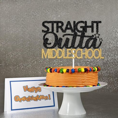 غلاف كعكة المدرسة المتوسطة اللامع من Outta Middle School، فئة 2026 ديكورات التخرج من المدرسة المتوسطة، ديكورات التخرج من الصف الثامن، تهنئة التخرج للأولاد والبنات (ذهبي وأسود) in Kuwait