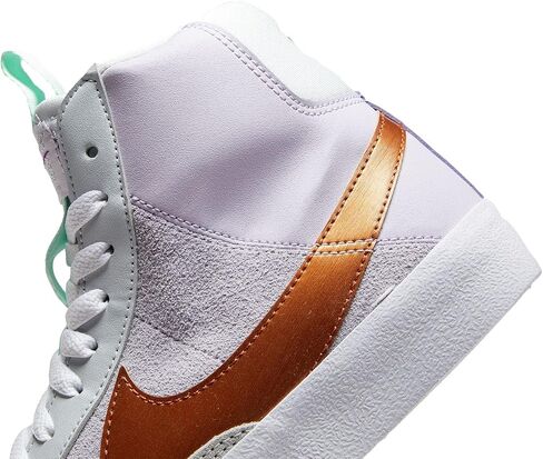 Nike boys Blazer Mid '77 Se D (Big Kid) in Saudi Arabia