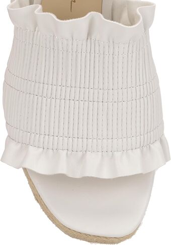 Jessica Simpson Women's Serilda Wedge Sandal in Saudi Arabia