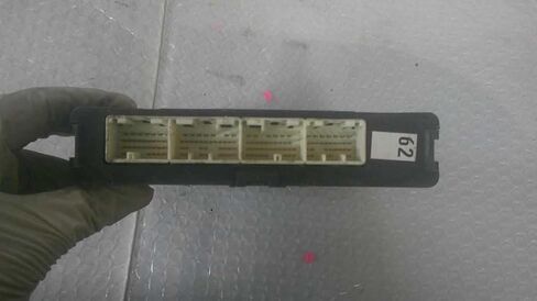 Engine ECM Control Module Fits 2005 05 Compatible with Toyota Camry 89661-33B20 8966133B20 in Kuwait