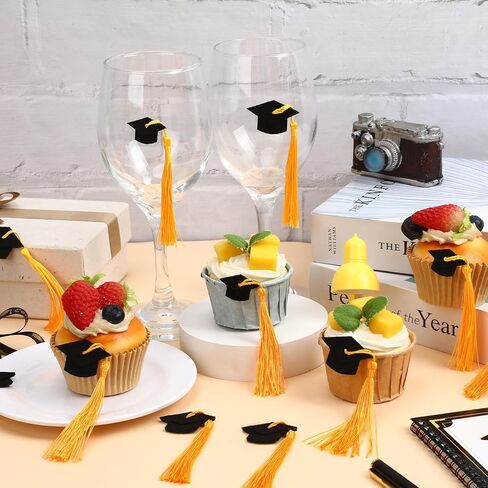 50pcs Graduation Cap Stickers, Black Felt Grad Hat with Tassel Sealing Labels Class of 2026 Party Favors Decal Stickers for Envelopes College High School Graduations Party Supplies in Kuwait