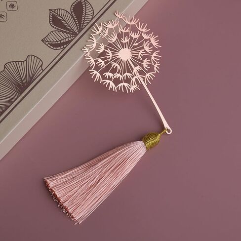 1pcs Artistic Metal Bookmark Featuring Flower Pattern, Idea Gift for Friends, Teachers and Learners, Rose Gold - Style 2 in Kuwait
