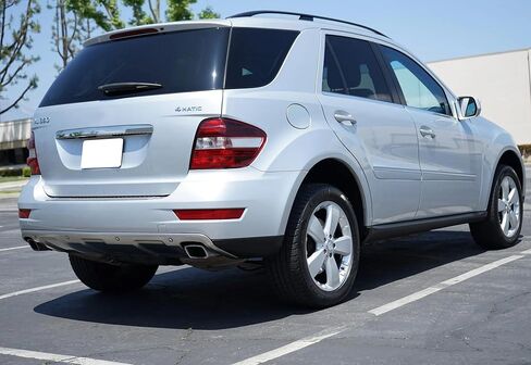 iJDMTOY OE-Spec استبدال عاكس المصد الخلفي للعدسة الحمراء متوافق مع مرسيدس 2008-2011 W164 M-Class ML320 ML350 ML450 ML550 ML63 AMG in Kuwait