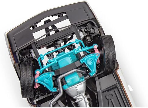 Revell 1:25 '82 Chevy Camaro Berlinetta Model Kit #14582 - آلة شارع مخصصة، محرك V8، 100 قطعة، مستوى المهارة 4 بناء متقدم، نموذج سيارة كلاسيكي من الثمانينيات للبالغين والمراهقين (12+) in Kuwait