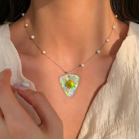 Handmade Crafts, Guitar Pick Mold for Resin Casting Silicone Resin Jewelry Mold Triangle Epoxy Resin Mold for Resin Artwork in Saudi Arabia