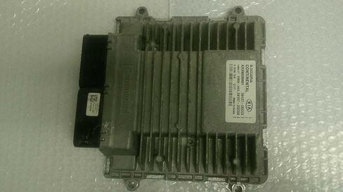 Engine ECM Control Module 2.4L Fits 14-16 SPORTAGE 39107-2GCE3 391072GCE3 in Kuwait