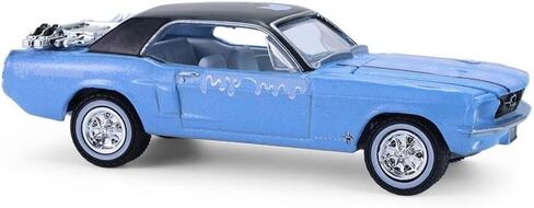 مقتنيات الضوء الأخضر 54120-B | 1:64 سلسلة قمامة سطل الأطفال 8-1967 فورد موستانج كوبيه مع رف تزلج على صندوق السيارة وزلاجات - Skiin' Ian مع ملصق حصري لجامعي GPK in Kuwait