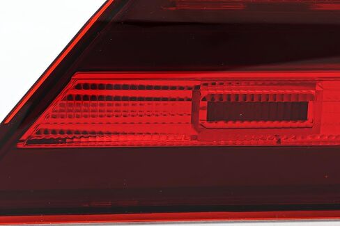For 2018 2019 2020 2021 2022 2023 Volkswagen Tiguan Taillight Driver Left Side in Kuwait
