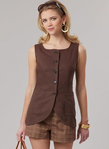 McCall's M8585W2 Women's Fitted Top, Shorts and Skirt Sewing Pattern Packet, Design Code M8585, Sizes 20W-22W-24W-26W-28W in Saudi Arabia