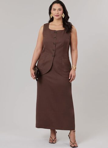 McCall's M8585W2 Women's Fitted Top, Shorts and Skirt Sewing Pattern Packet, Design Code M8585, Sizes 20W-22W-24W-26W-28W in Saudi Arabia