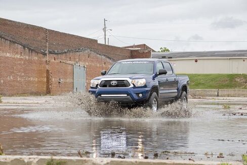 Rough Country Vertex 3" Lift Kit w/Vertex Shocks for 05-23 Toyota Tacoma - 74550 in Kuwait