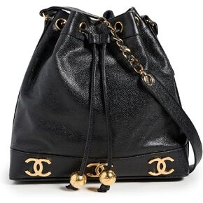 حقيبة دلو برباط CC محبوبة مسبقًا من شانيل، سوداء، مقاس واحد in Kuwait