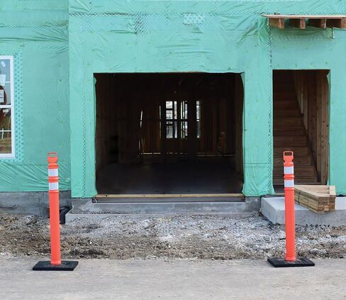 كورتينا - 03-747RBC-50 EZ Grab Delineator Post، أطواق الورك 3 بوصات مع قاعدة 10 رطل، 03-747RBC، برتقالي in Kuwait