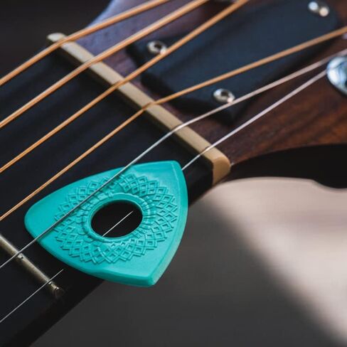Bog Street Axe Blade Light Ergonomic, 3-Sided Guitar Pick. - One .5mm standard tip and Two 1.5mm Jazz style tips. (6-Pack) in Kuwait