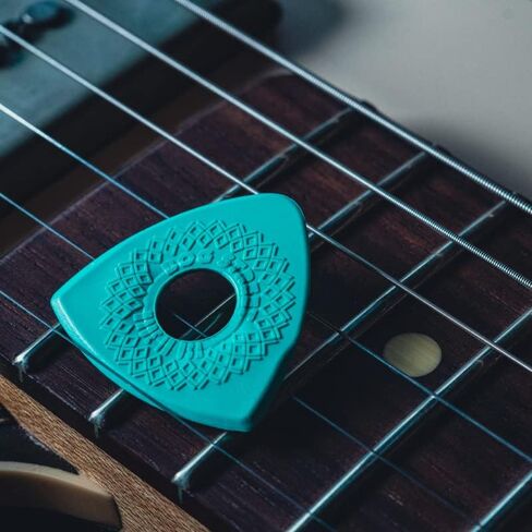 Bog Street Axe Blade Light Ergonomic, 3-Sided Guitar Pick. - One .5mm standard tip and Two 1.5mm Jazz style tips. (6-Pack) in Kuwait