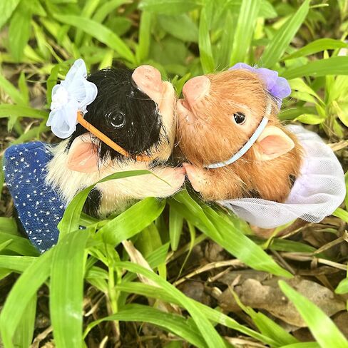 OtardDolls Lifelike Reborn Pig Dolls, 5 Inch Full Silicone Pig Reborn Pig Dolls Mini Silicone Animals Realistic Cute Newborn Baby Pig Dolls with Toy Accessories in Saudi Arabia
