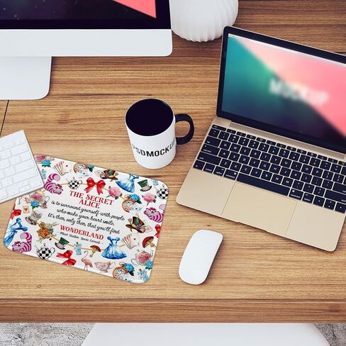 لوحة ماوس ذات حافة مخيطة ومربعة مضحكة ذات تصميم The Secret Wonderland مضادة للانزلاق، لأجهزة كمبيوتر الماوس اللاسلكية، هدية الصداقة، تحفيزية عتيقة، هدايا عمل للأخت Bestie Friend BBF in Kuwait