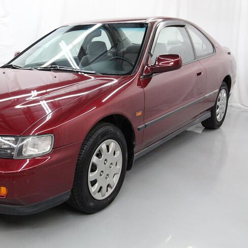 FREEMOTOR802® أقنعة نافذة جانبية بشريط منحرف للرياح واقيات للمطر، متوافقة مع 1994-1997 Honda Accord Coupe 2-Door، نمط نحيف دخان ملون أكريليك 2 قطعة in Kuwait