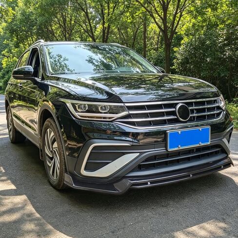 FREEMOTOR802 مقسم الشفاه الأمامي يناسب موديلات 2022-2024 Volkswagen Tiguan S/SE/Wolfsburg Edition Base Models، IKON Style Gloss Black PP Air Dam Front Chin Lip Spoiler Lower Bumper Protector، 4 قطع in Kuwait