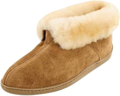 Minnetonka Men's Sheepskin Ankle Boot in Kuwait