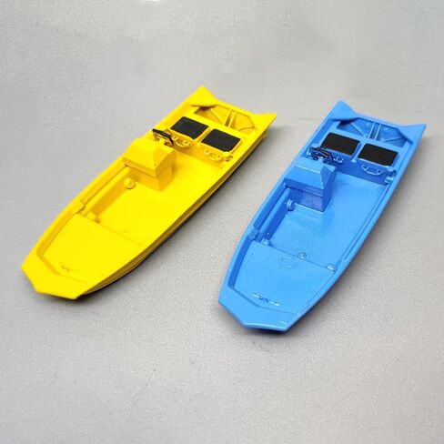 Miniature Camping Boat Diorama Fishing Ship Model Nautical Scene Display Mediterranean Decor Resin Structure Detailed Finish Suitable for Collectors M, Yellow in Saudi Arabia