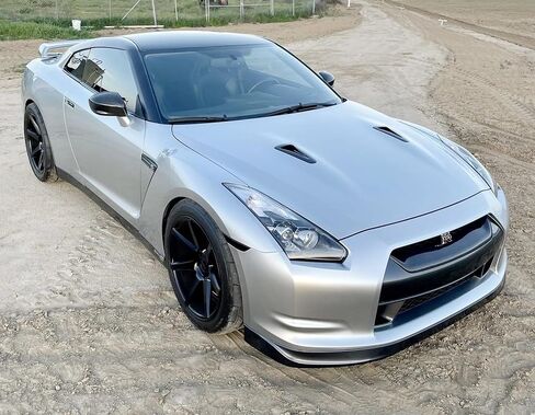 iJDMTOY JDM Style Black-Out Smoked Lens Front Side Marker Lamp Housings Compatible With 2007-up Nissan GT-R R35, Replace OEM USMD Amber Sidemarker Lamps in Kuwait