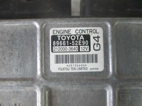 06 07 متوافق مع وحدة التحكم في محرك Toyota Yaris ECM MT 89661-52E90 8966152E90 in Kuwait