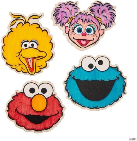 Fun Express 4 1/4" - 5 1/2" Sesame Street لون شخصيتك الخشبية - 12 قطعة in Kuwait