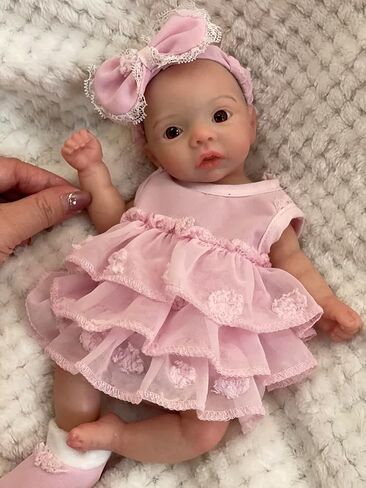 10inch Cute Can Open Mouth Reborn Baby Doll Full Body Silicone Girl Anatomically Correct Newborn Dolls with Dress in Kuwait