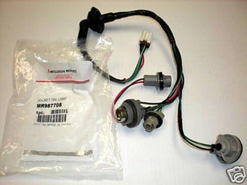 Mitsubishi Genuine Tail Lamp Light Taillamp Taillight Bulb Socket Harness Assembly MR987708 Galant 2004 2005 2006 2007 in Saudi Arabia