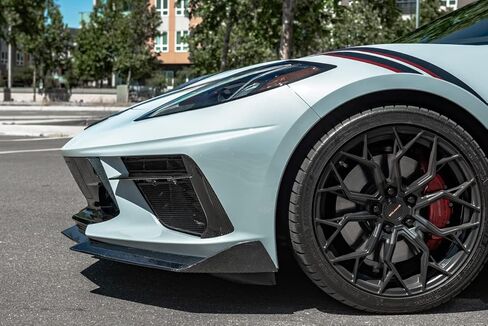 Replacement For 2020-Present Chevrolet Corvette C8 | GM 5VM Style One Piece Design CARBON FIBER Front Bumper Lower Lip Splitter (Carbon Fiber) in Saudi Arabia