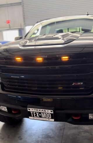 iJDMTOY 3pc Super Bright Amber Full LED Center Grille Running/Position Lights w/Mounting Brackets, Compatible With 2019/2020-up Chevrolet Silverado 1500 2500HD 3500HD (Amber Lens) in Kuwait