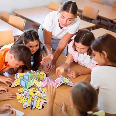MotiMind 40 Pcs All About Me Posters Star of The Week DIY Coloring Posters Star Students Ready to Decorate Booklets for Elementary School Kindergarten Classroom Supplies in Kuwait