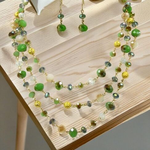 660pcs Green Glass Beads, 8mm Assorted Color Crystal Facted and Round Crackle Beads for Plant DIY Bracelet Necklace Earring Craft Kit in Saudi Arabia