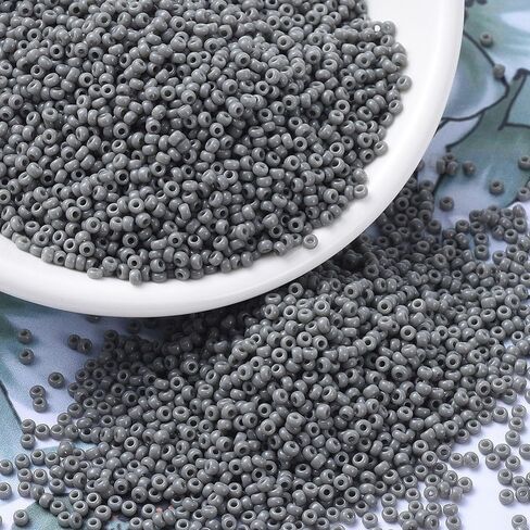 1100pcs/10g Round 2x1.3mm Glass Seed Beads, 11/0 Mini Loose Seed Beads 2mm Tiny Spacer Bead for DIY Friendship Bracelet Necklace Jewelry Making Keychain Strap Beading Supplies Hole: 0.8mm, Black in Kuwait