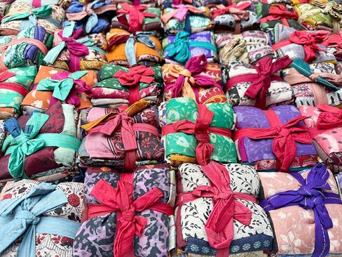 Makers Craft 12 Pieces Pack 18'' X 22'' Vintage Pattern Printed Mix Multicolor Indian Sari 100% Silk Fat Quarters DIY for Crafts,Quilting, Sewing, Patch Work and Many More in Saudi Arabia