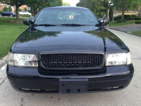Front Bumper License Plate Frame Bracket Holder Fits for 1998-2011 Ford Crown Victoria Replace 6W7Z-17A385-AA FO1068104 in Kuwait