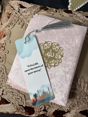 علامات مرجعية إسلامية مع شرابة، إشارة مرجعية من الورق المقوى، موضوع القرآن والدعاء، إشارة مرجعية متينة مصنوعة يدويًا، مجموعة من 3 in Kuwait