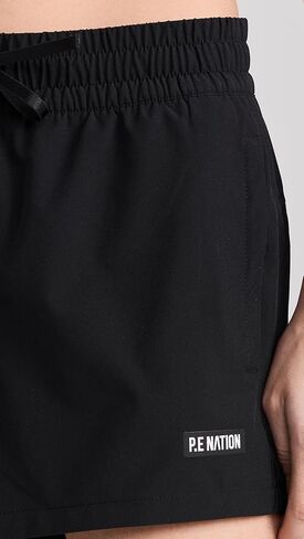 شورت إعادة المباراة للسيدات من P.E NATION in Kuwait