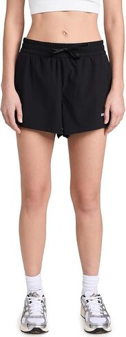 شورت إعادة المباراة للسيدات من P.E NATION in Kuwait