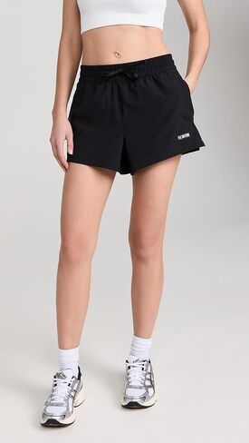 شورت إعادة المباراة للسيدات من P.E NATION in Kuwait