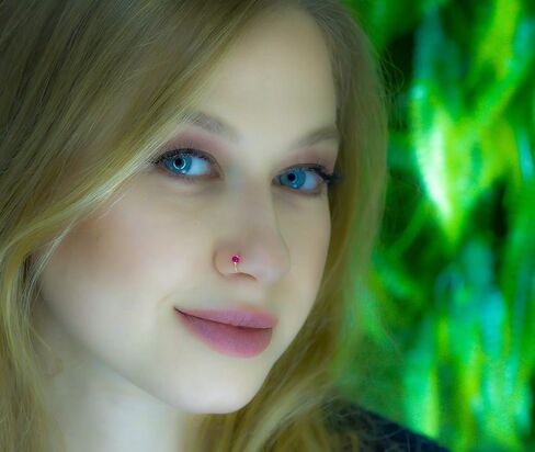 حلقة ثقب أنف صغيرة رفيعة مملوءة بالذهب عيار 14 قيراط - حلقة أنف ثقبية 2 مم - حلقة أنف رفيعة جدًا مقاس 24 حلقات أنف صغيرة مثقوبة in Saudi Arabia