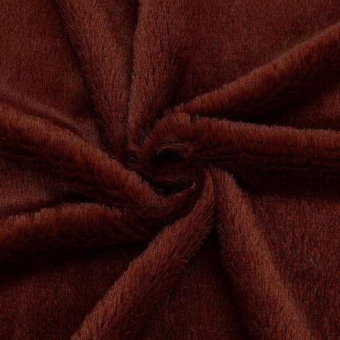 BENECREAT 19.7×63 Inch White Short Hair Faux Fur Fabric, Pre-Cut Craft Fur Fabric, Shaggy Fur Patches for Halloween Christmas Crafts, Costumes, Rugs, Pillows and Decorations in Kuwait